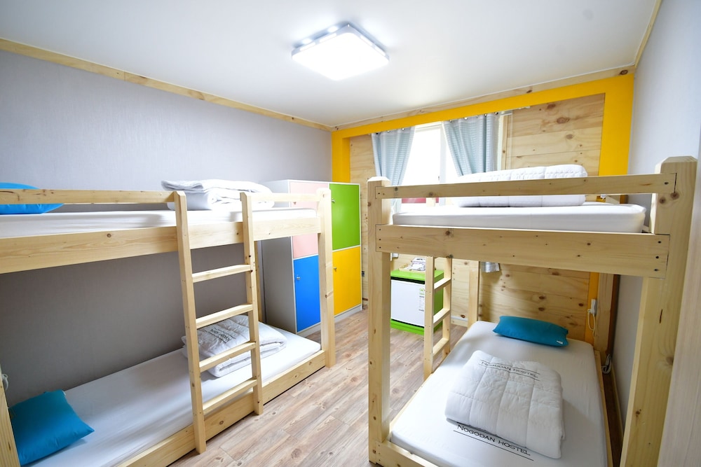 Nogodan Guesthouse & Hotel 50/50
