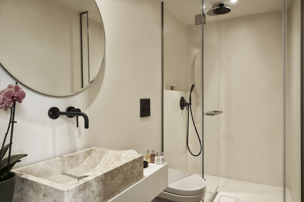 Vasi Hotel 44/50