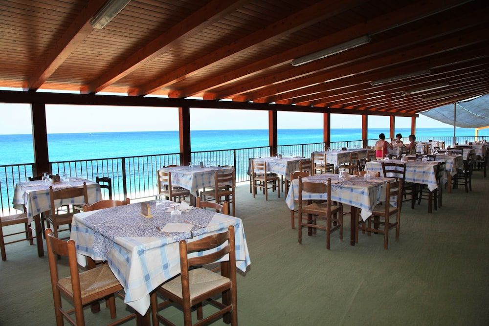 Villagio Camping La Scogliera 32/50