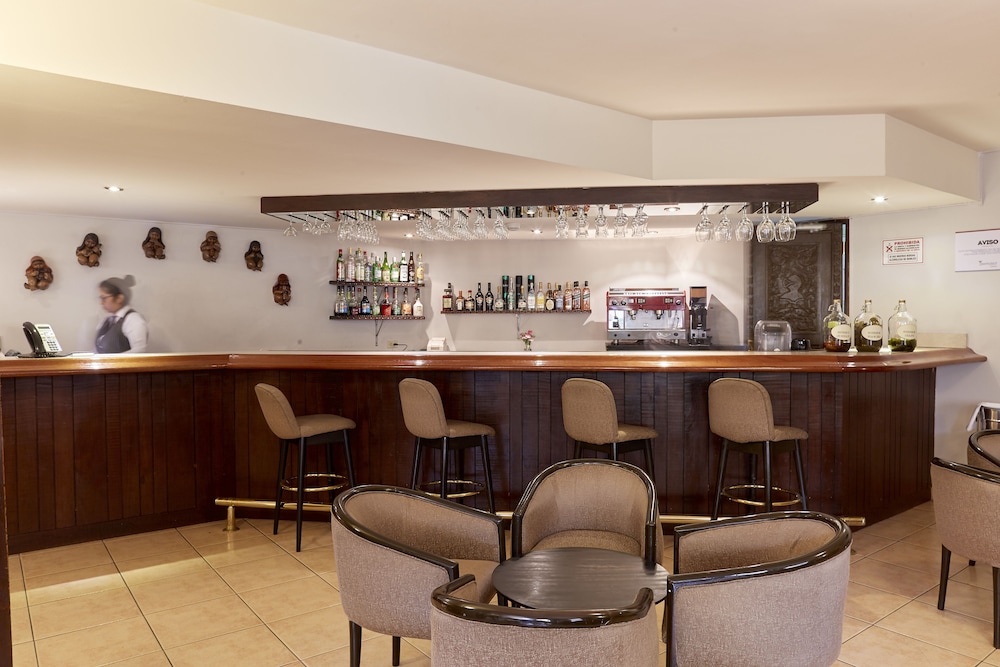 Hotel Carrera Ex Thunderbird Hotels Carrera 55/64