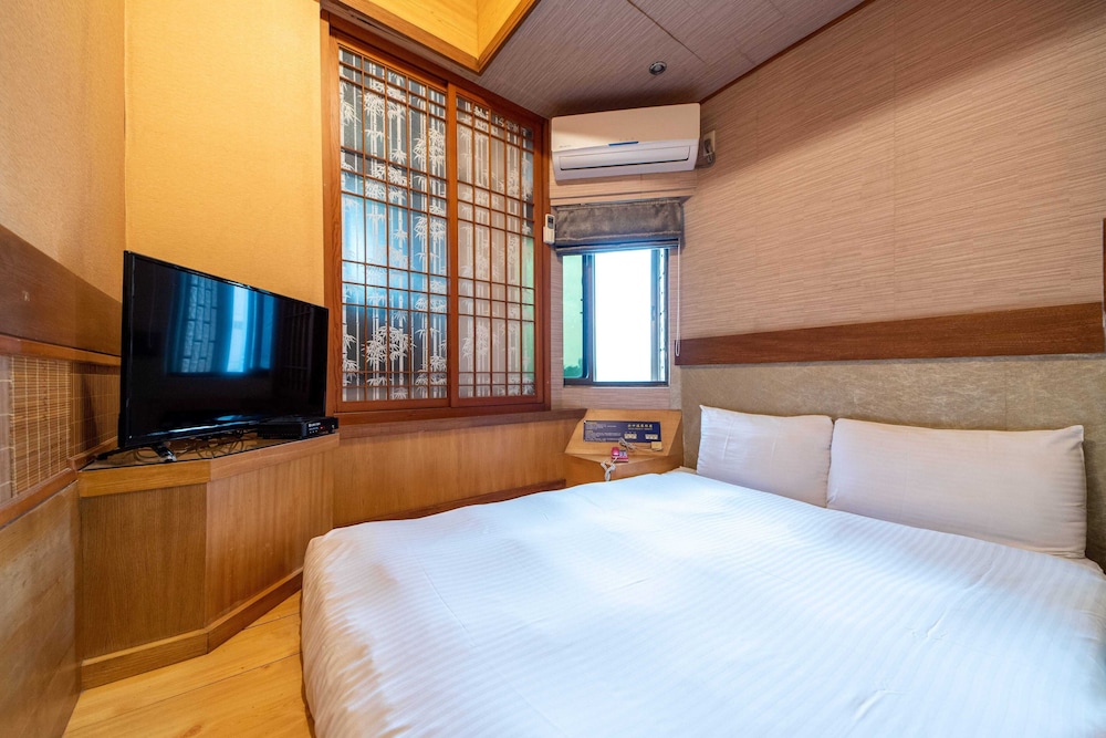 ShanKou Hotspring Hotel 9/53