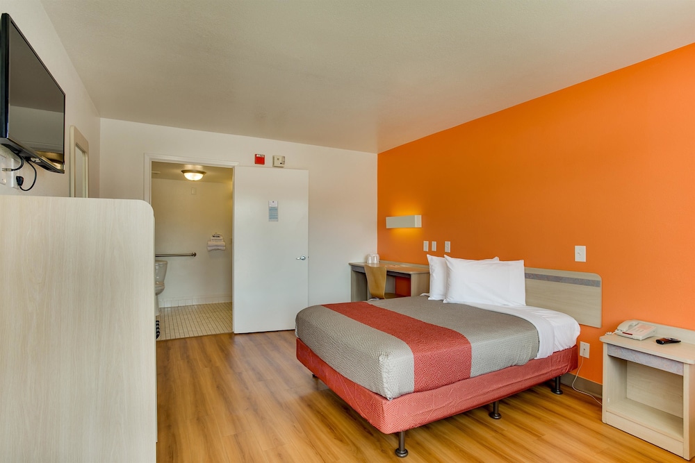 Motel6 Albuquerque Nm Carlisle 20/54