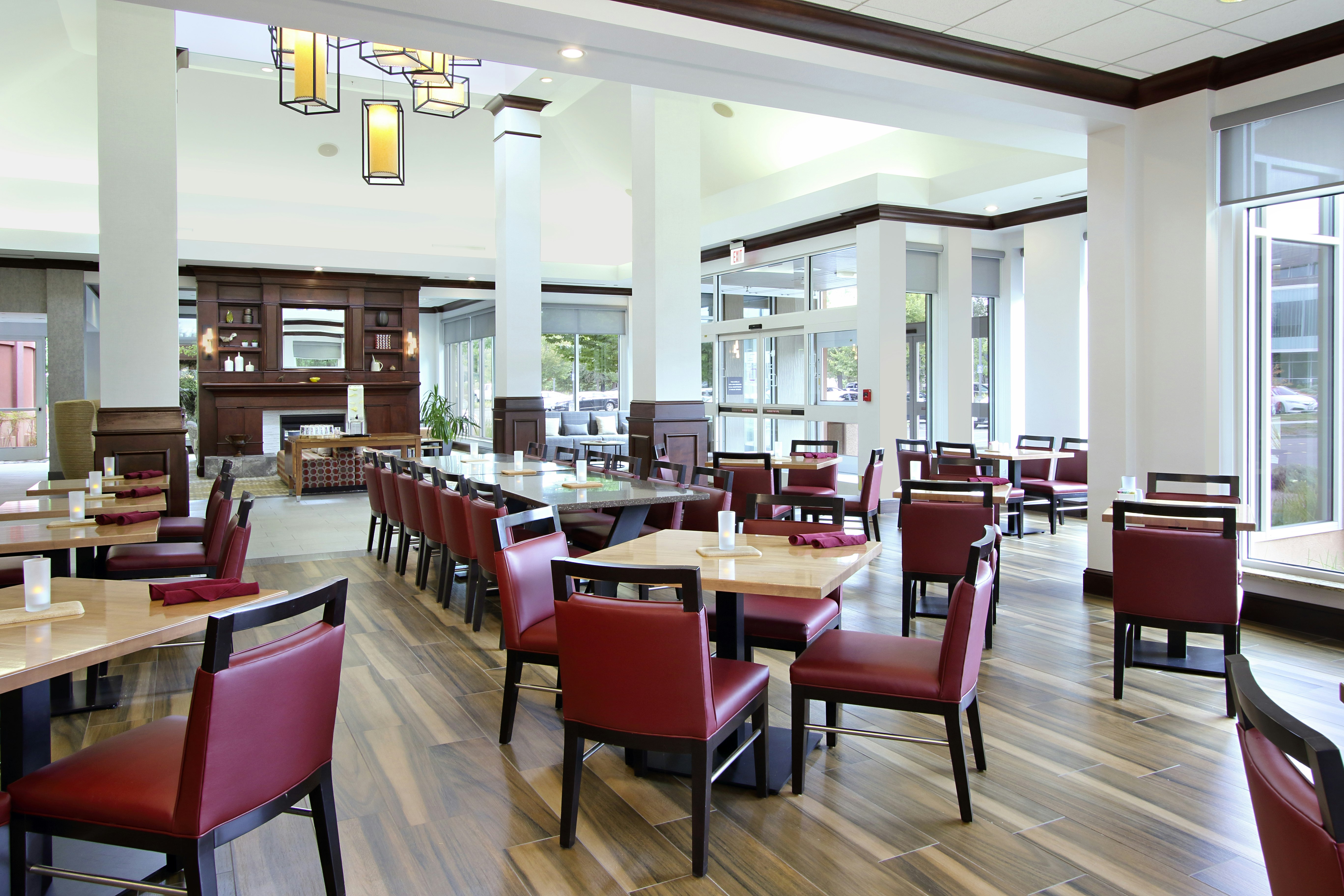 Hilton Garden Inn Sonoma County Airport 35/59