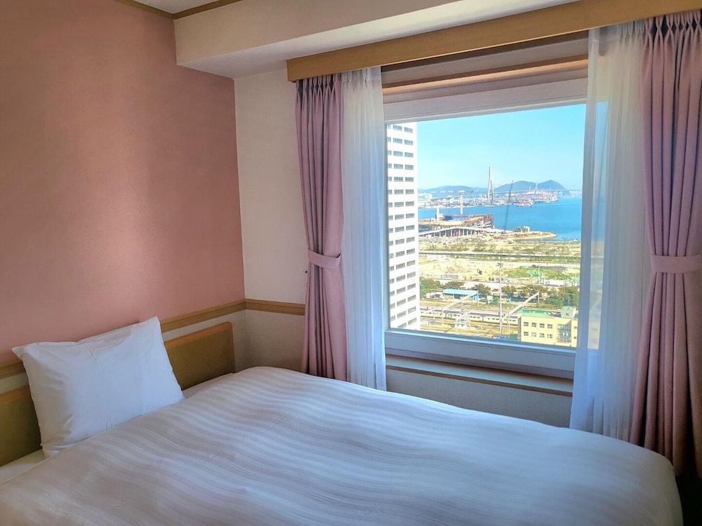 Toyoko Inn Busan Jungang Station 12/46