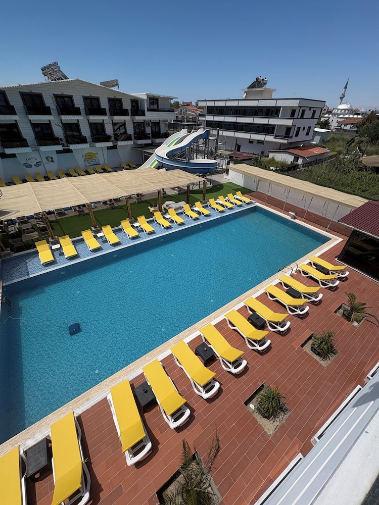 Atas Aqua Otel Avsa 5/51