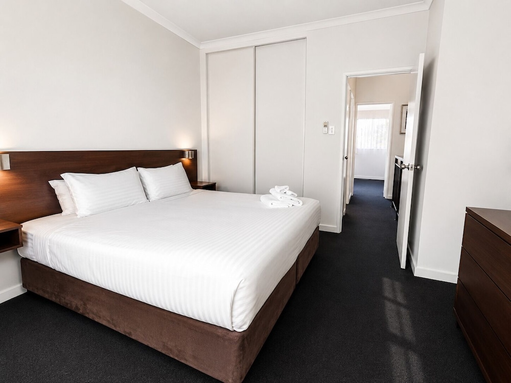 Mercure Bunbury Sanctuary Golf Resort 24/72
