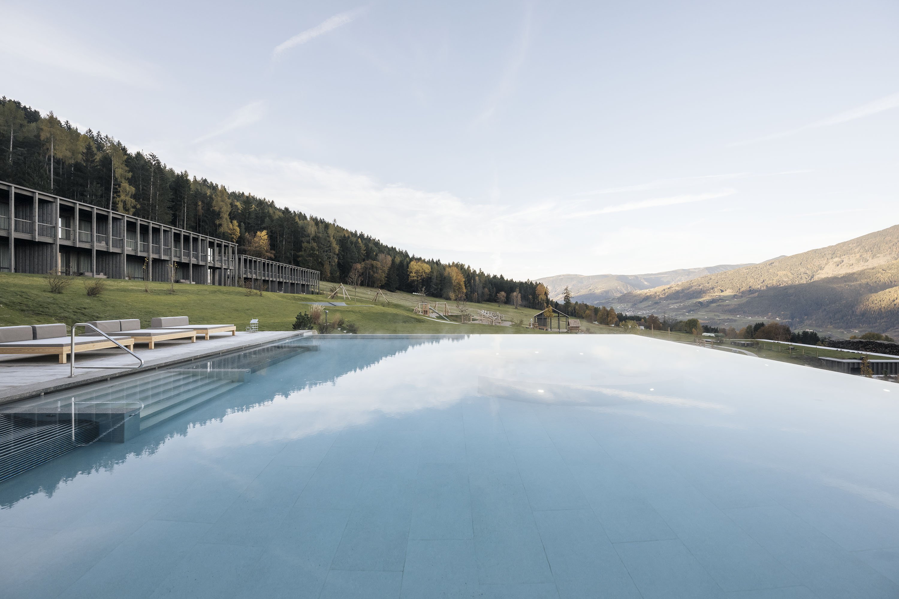 AKI Family Resort PLOSE 34/38