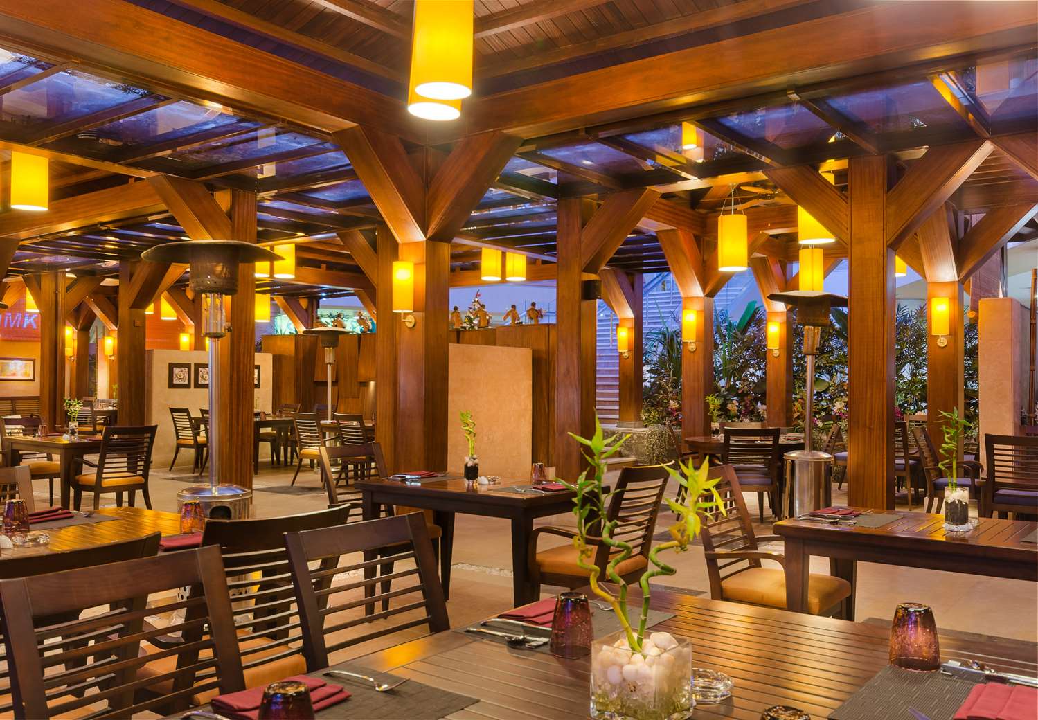 restaurant cafeteria