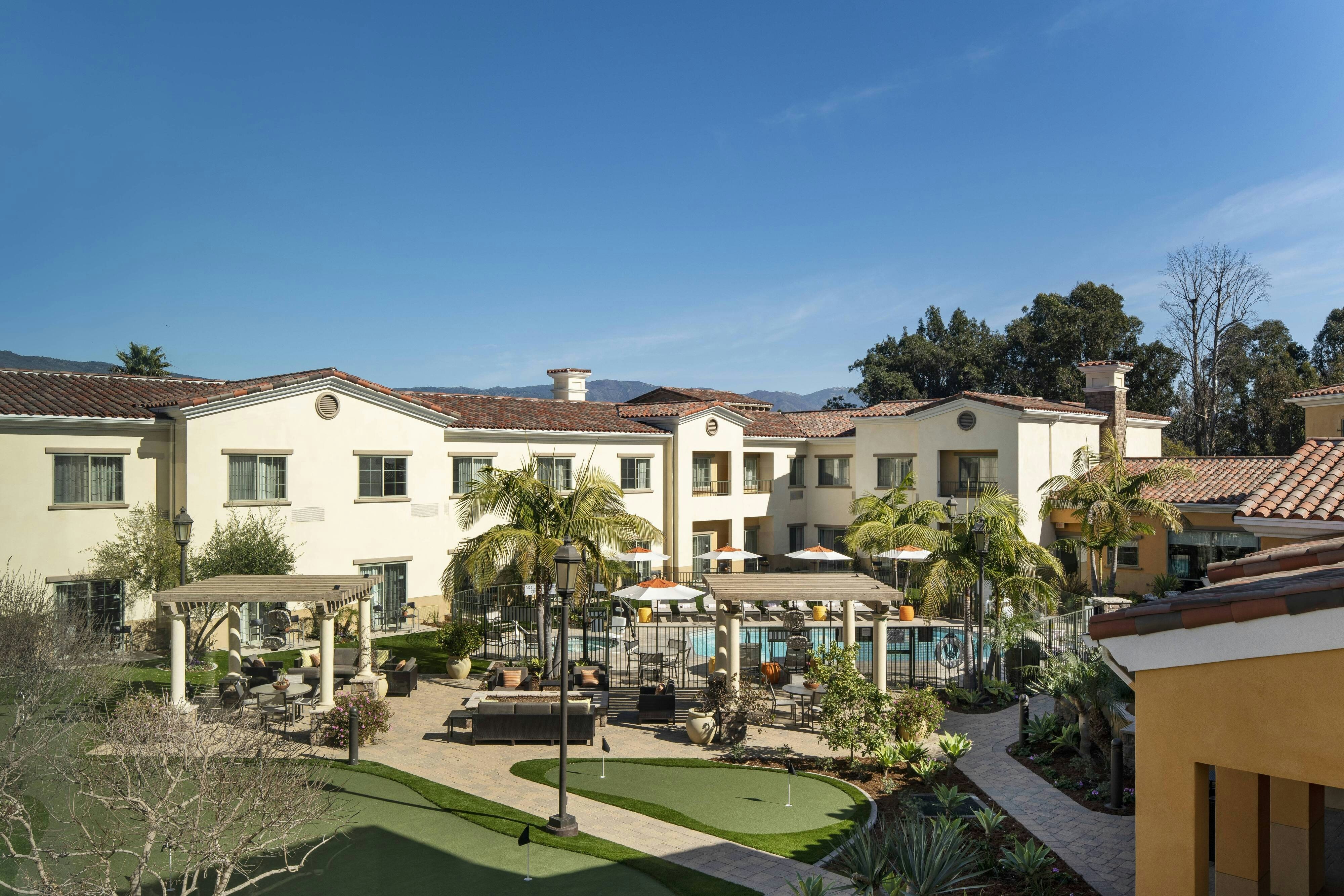 Courtyard Santa Barbara Goleta 18/19