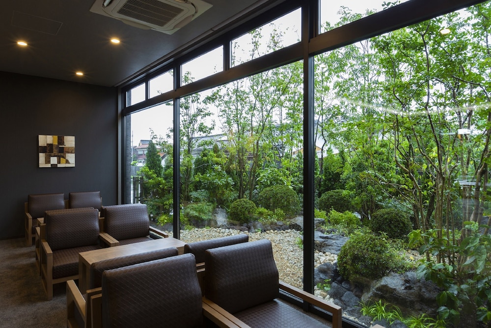 Hotel Route Inn Yonago 14/17
