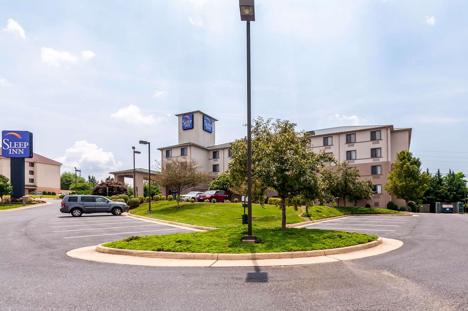 Sleep Inn and Suites Harrisonburg Near University 34/38