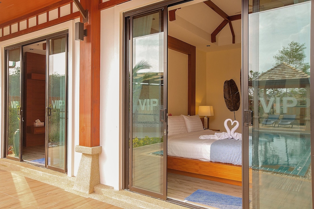 4 Bedrooms, Pool, West, Villa, 4 King Beds, Rawai Vip Villas Kids Park And Spa 7/7