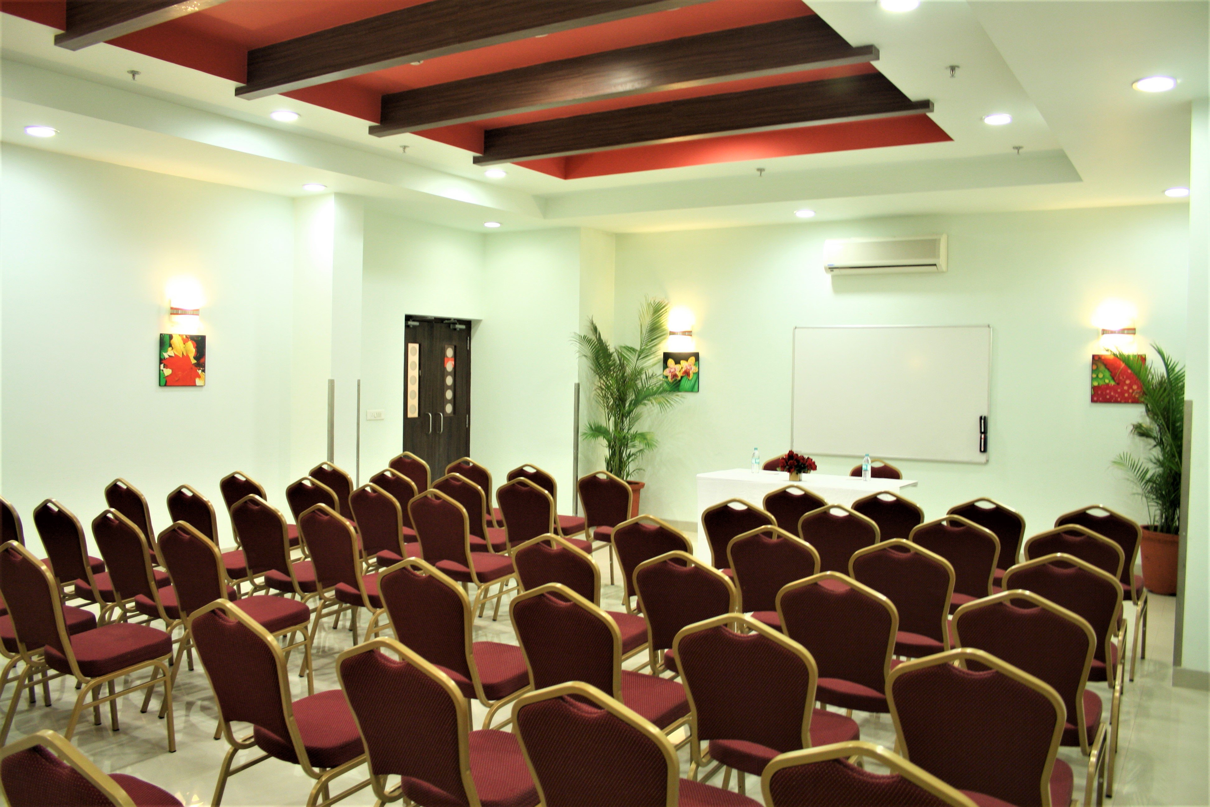 Ginger Hotel Tirupur 9/10