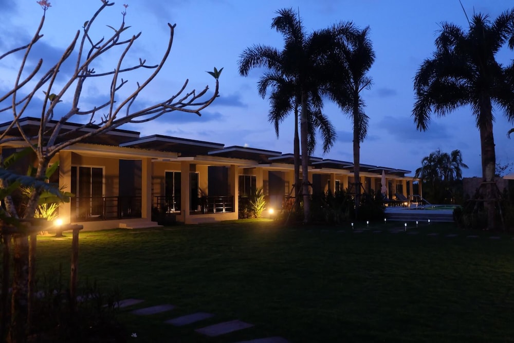 The Oasis Khaolak Resort 2/37