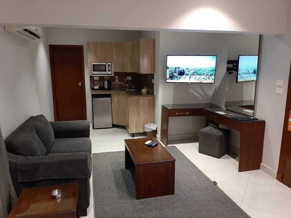 Nakhil Residence 30/45