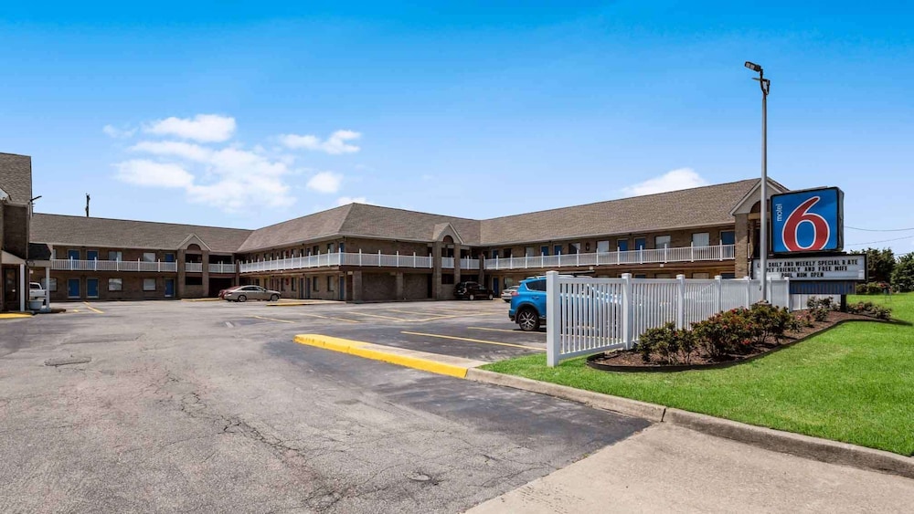 Motel6 Portsmouth, VA 43/57