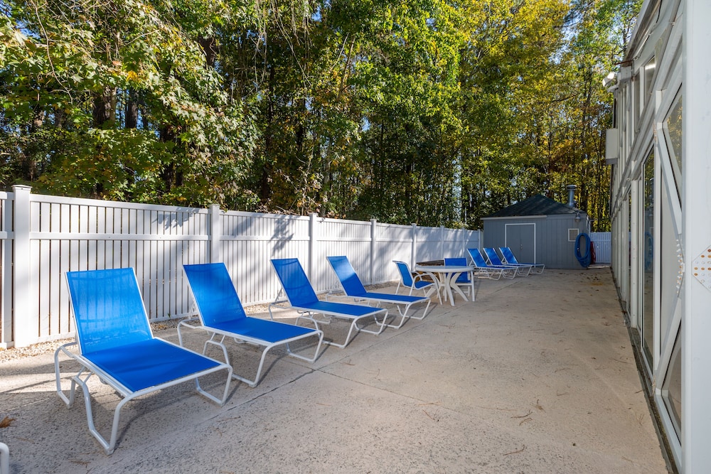 Country Club Villas 59/67