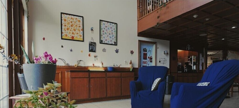 Host Inn All Suites 4/32