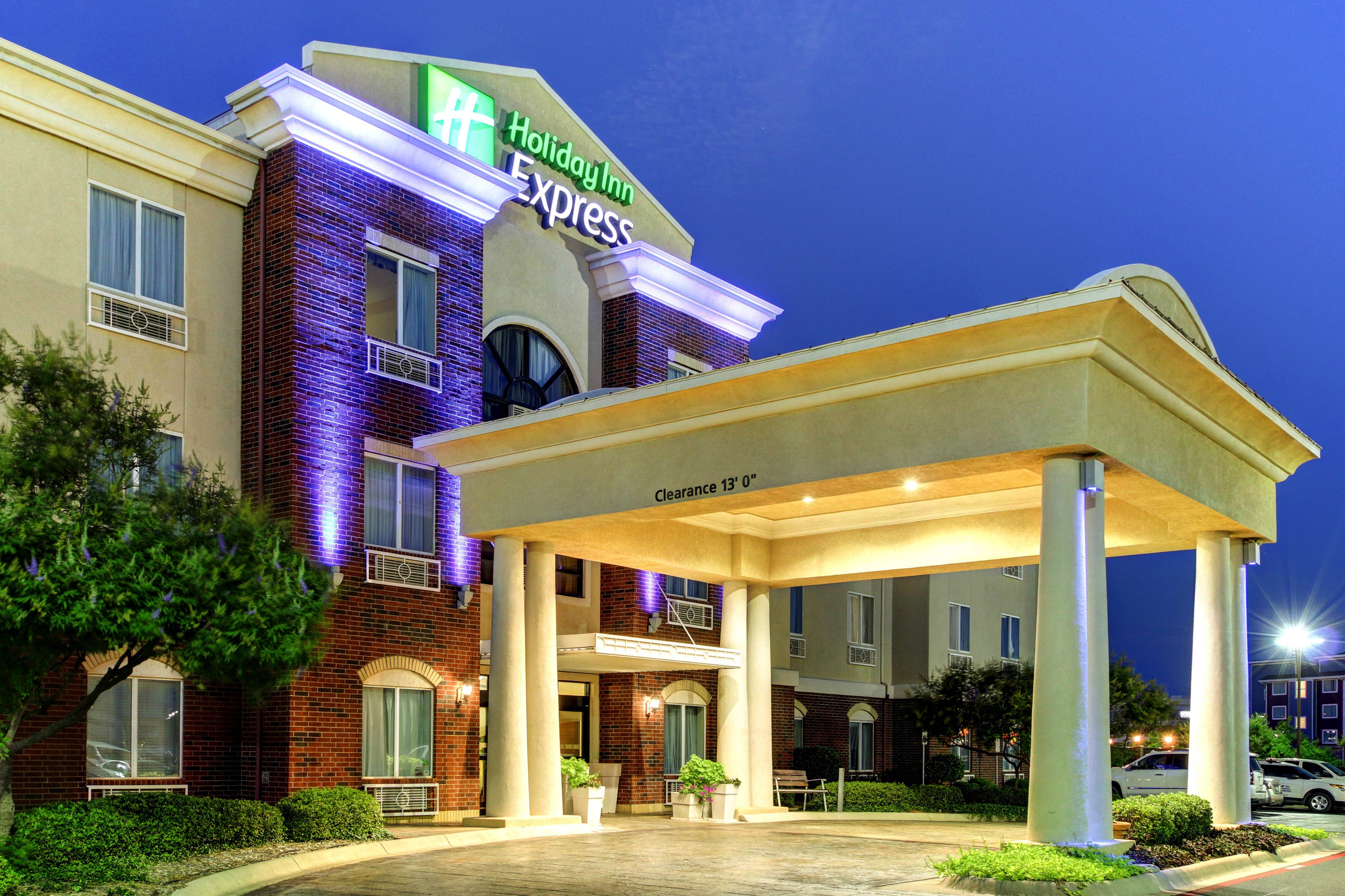 Holiday Inn Express Hotel Suites San Angelo 2/58
