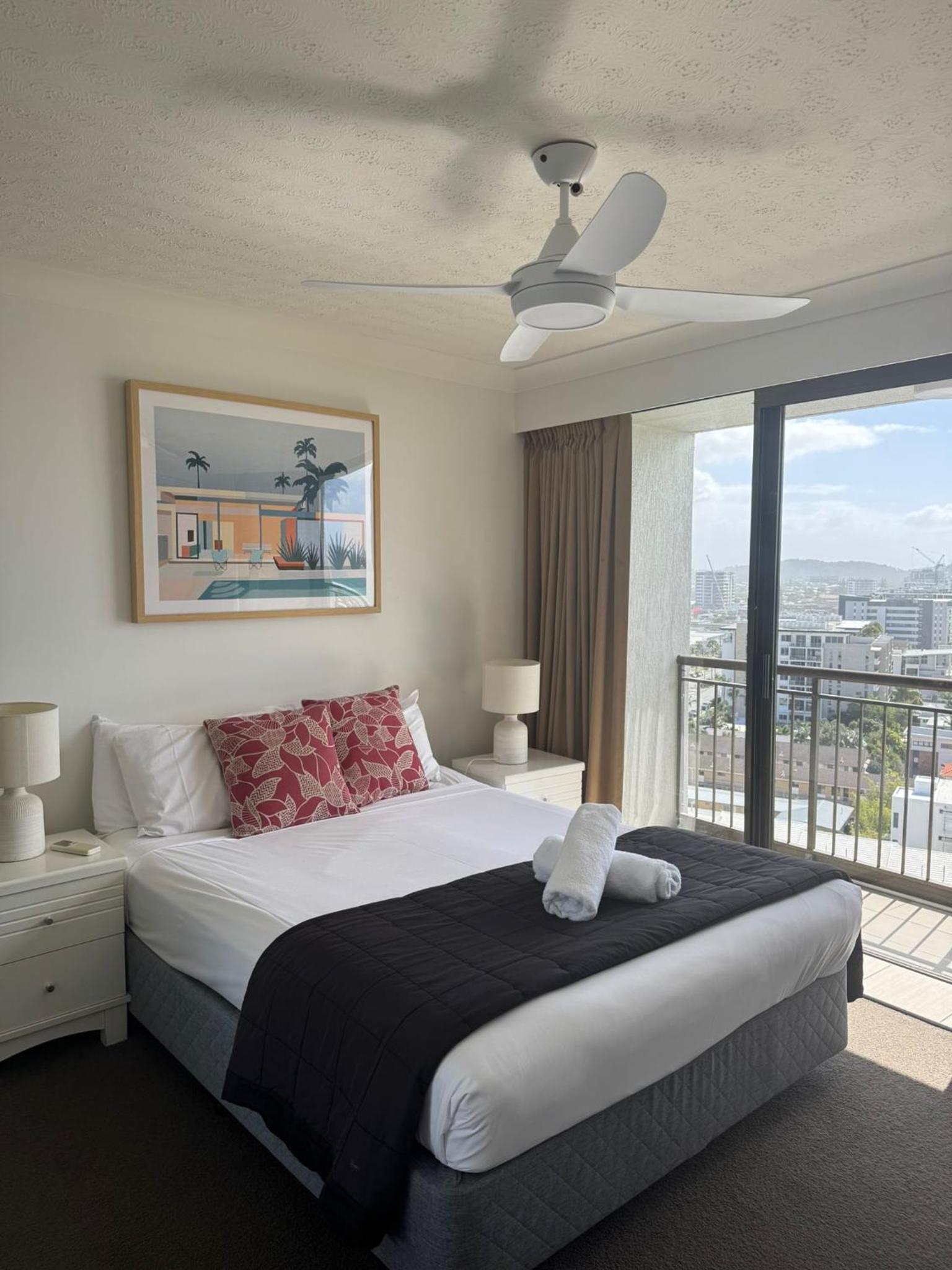 4 Bedrooms, Apartment, Ocean View