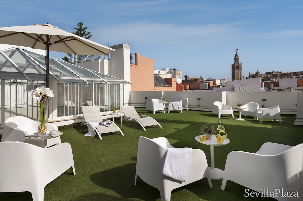 SUITES SEVILLA PLAZA 51/55