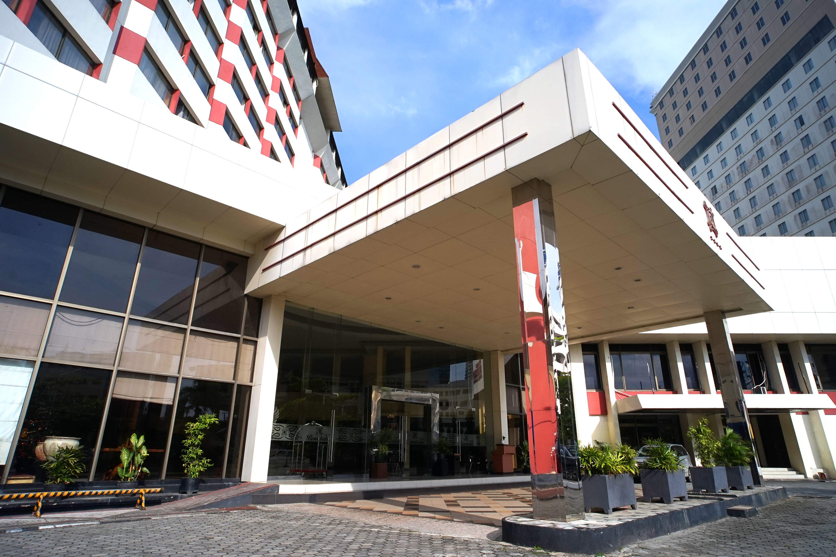 Collection O 1963 Hotel The New Benakutai (ex Capital O 1963 Hotel The New Benakutai) 14/60
