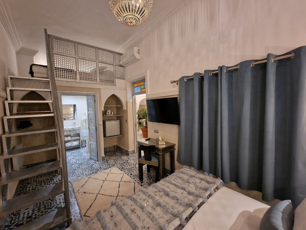 Riad Explore 3/44