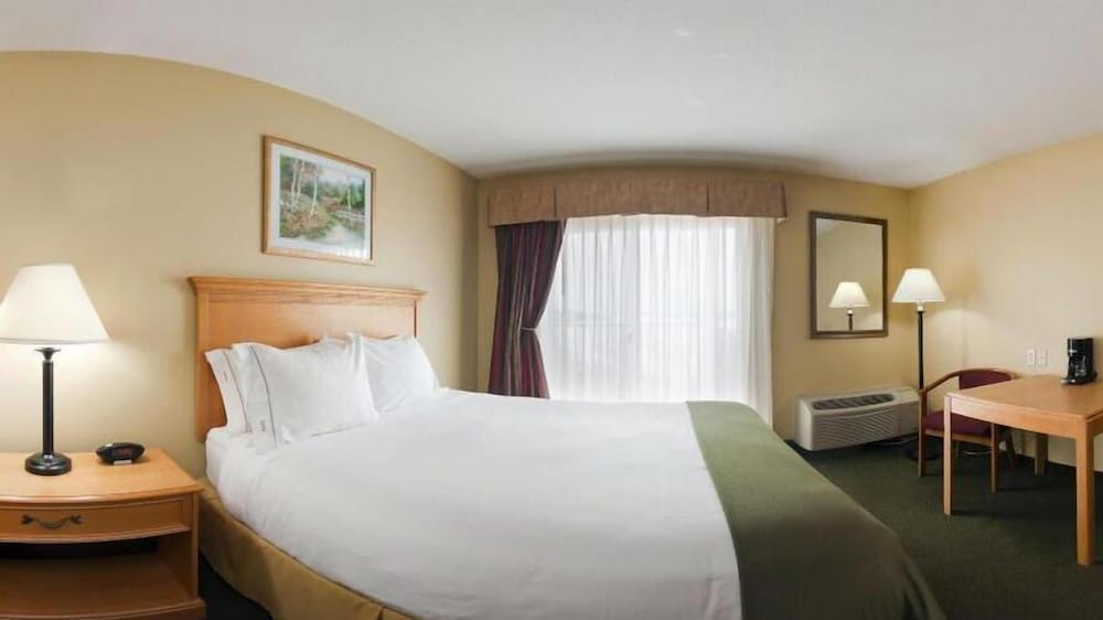 Holiday Inn Express Munising-Lakeview 19/68