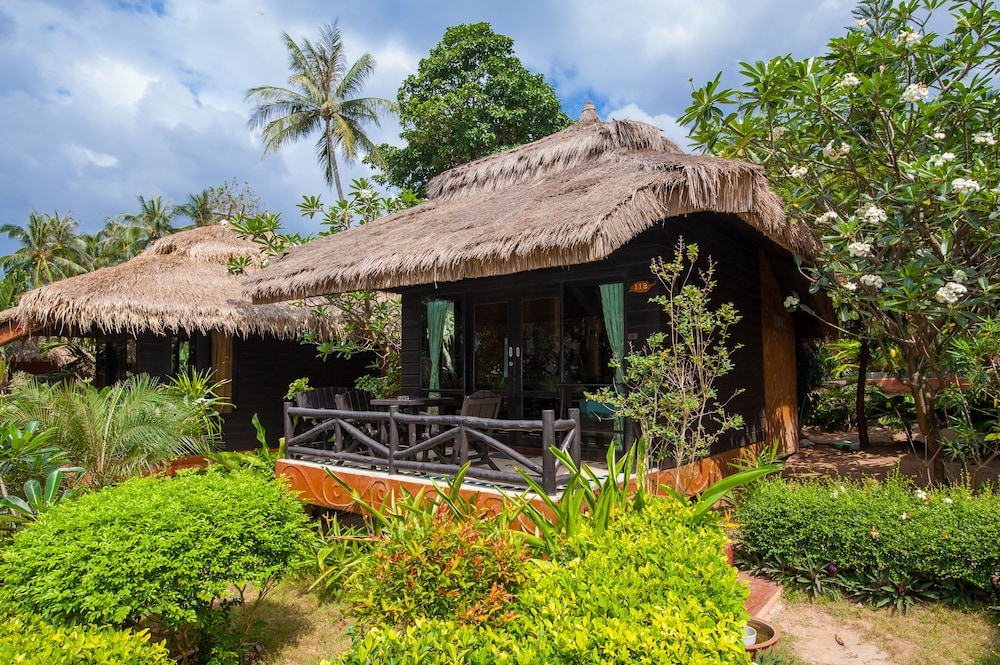 Palm Leaf Resort 4/54