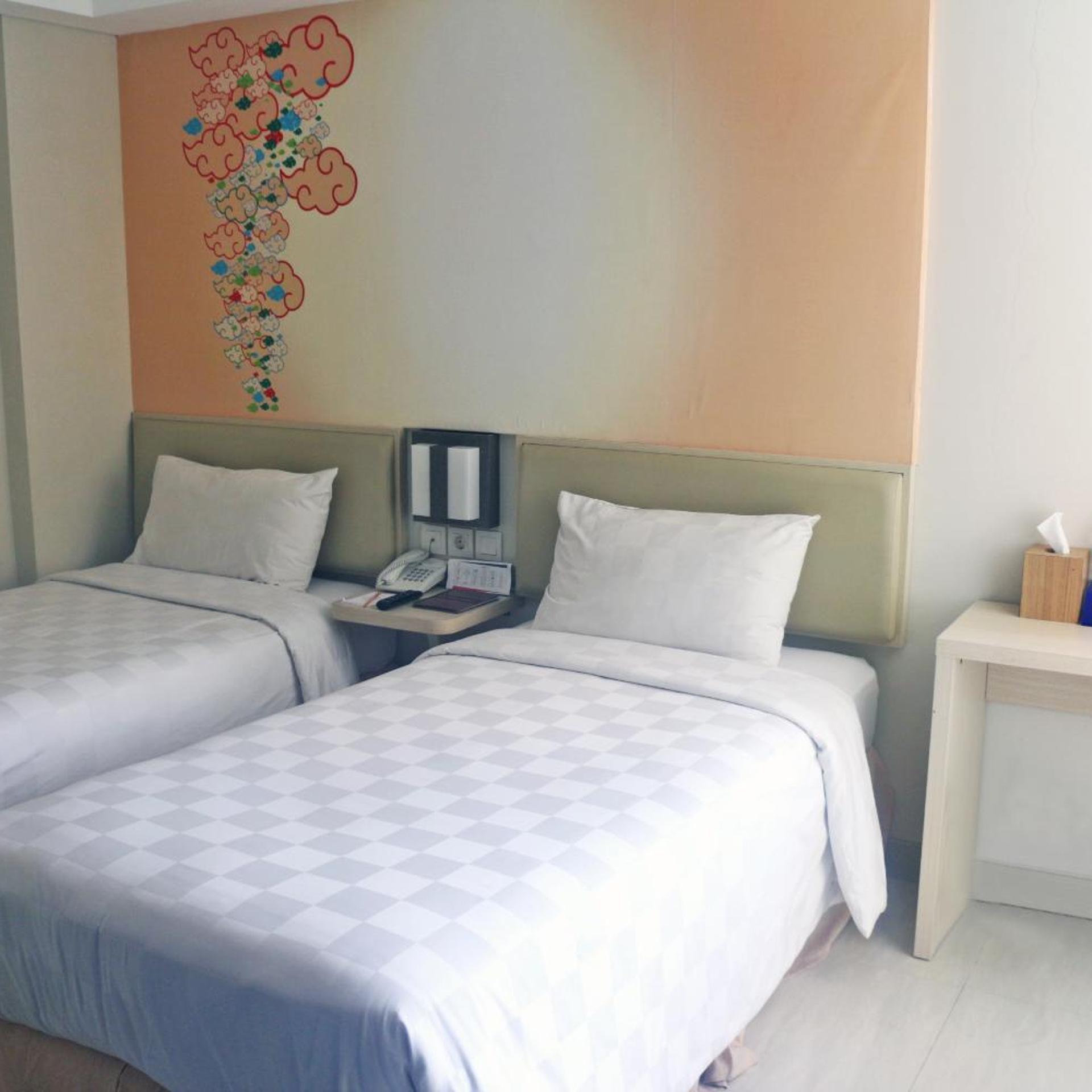 Smart, Deluxe, Twin Beds