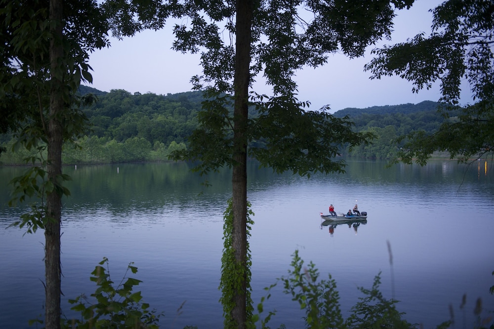 Stonewall Resort 26/68