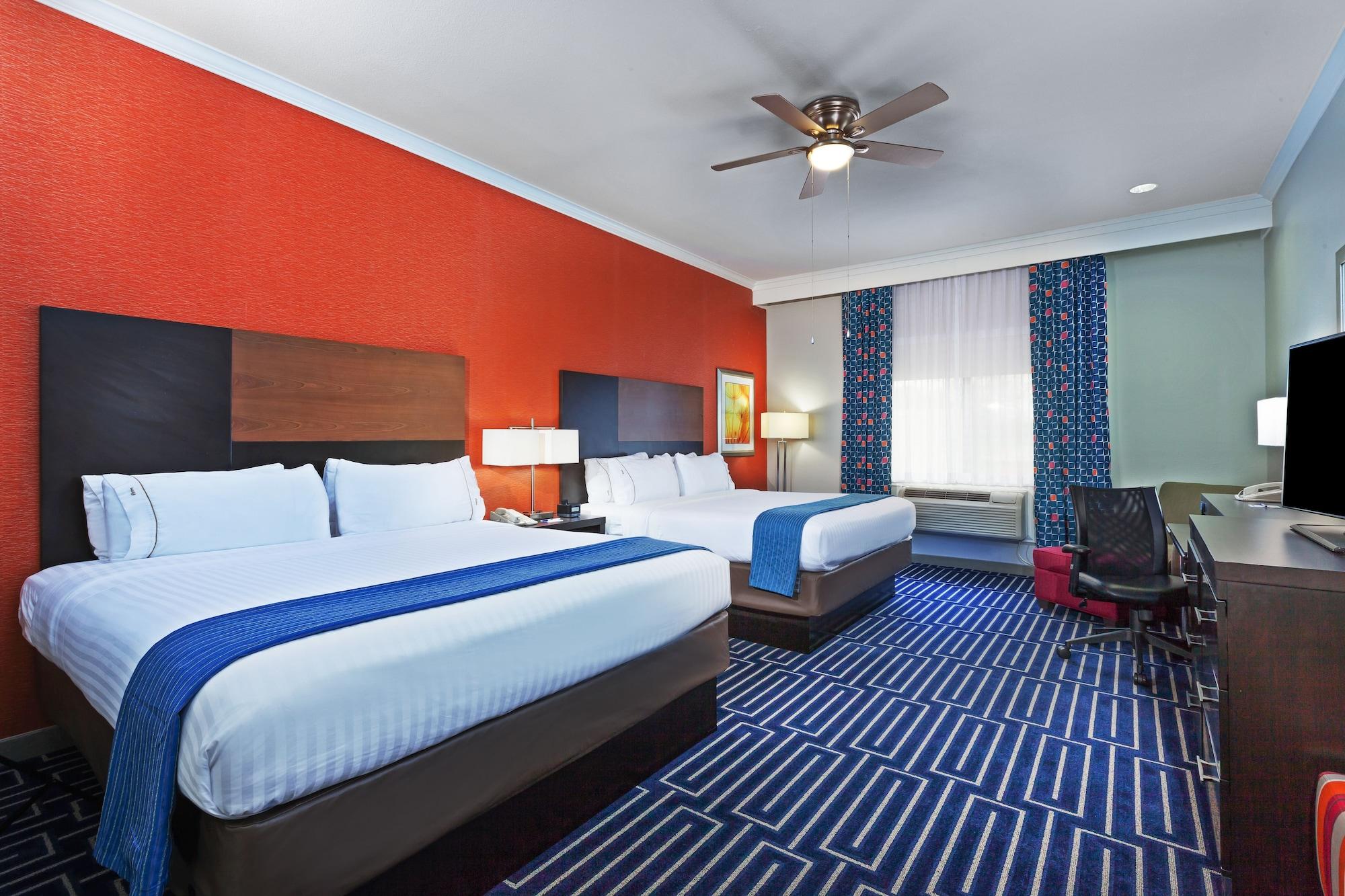 Standard, Multiple Beds