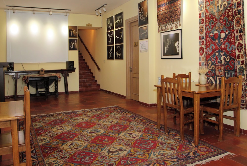 Silk Road Hotel 30/49