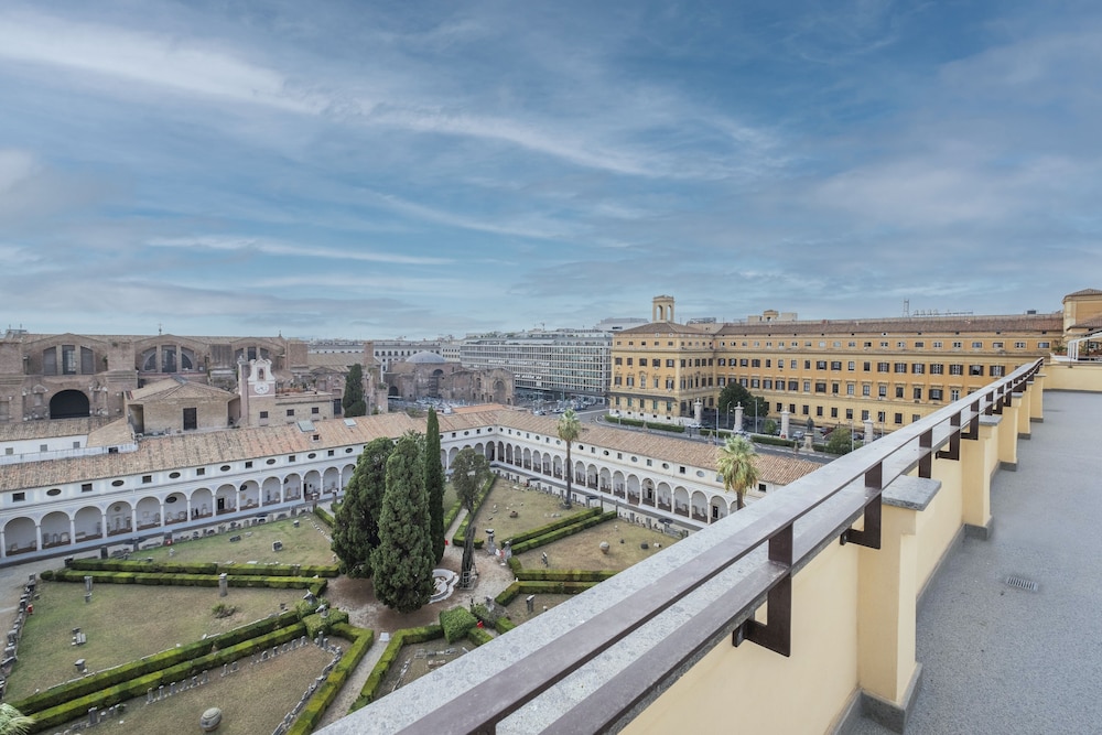 Camplus Hotel Roma Centro in ROME