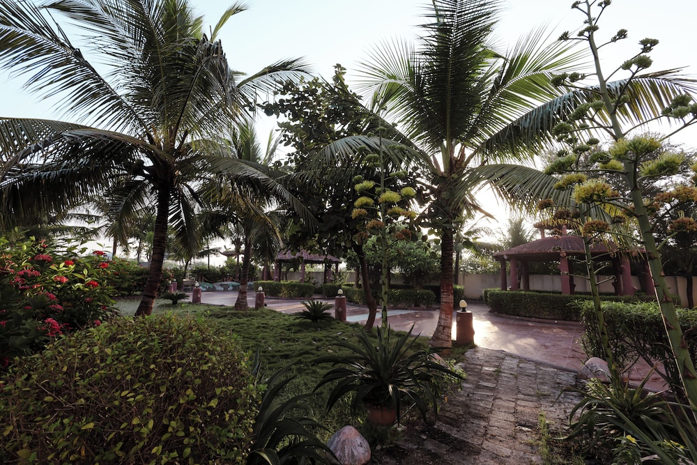 Goverdhan Greens Resort Dwarka 40/50