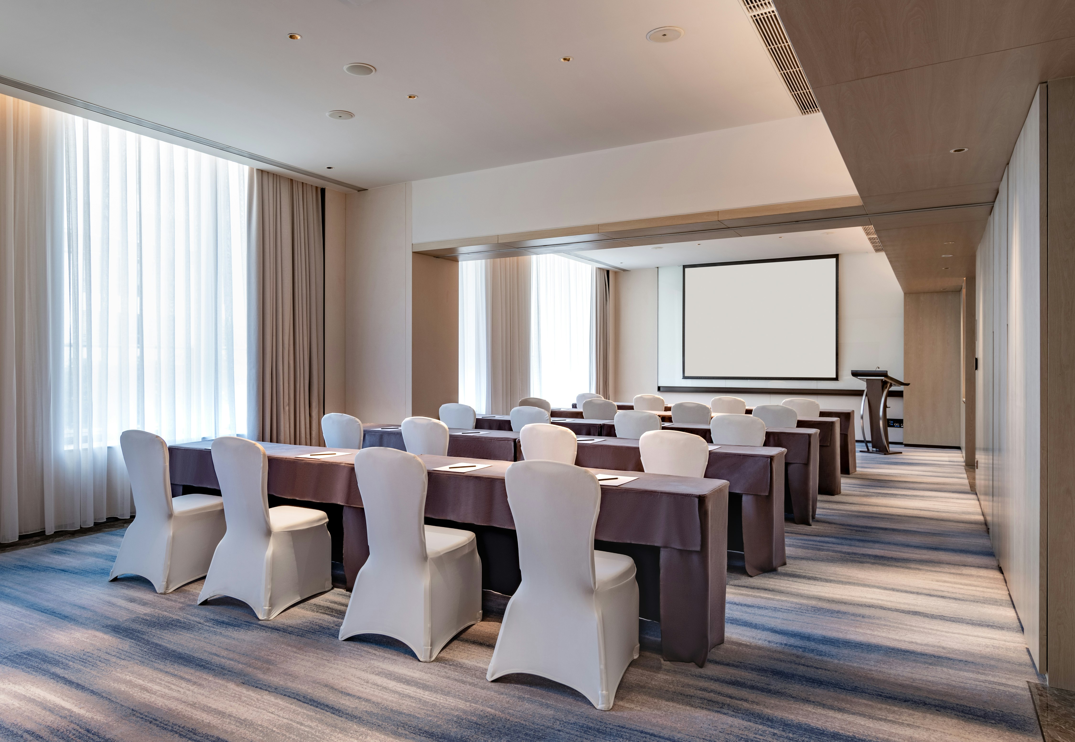 Hilton Garden Inn Shenzhen World Exhibition & Convention Center 42/48