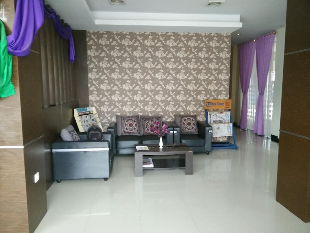 Atria Inn 23/39
