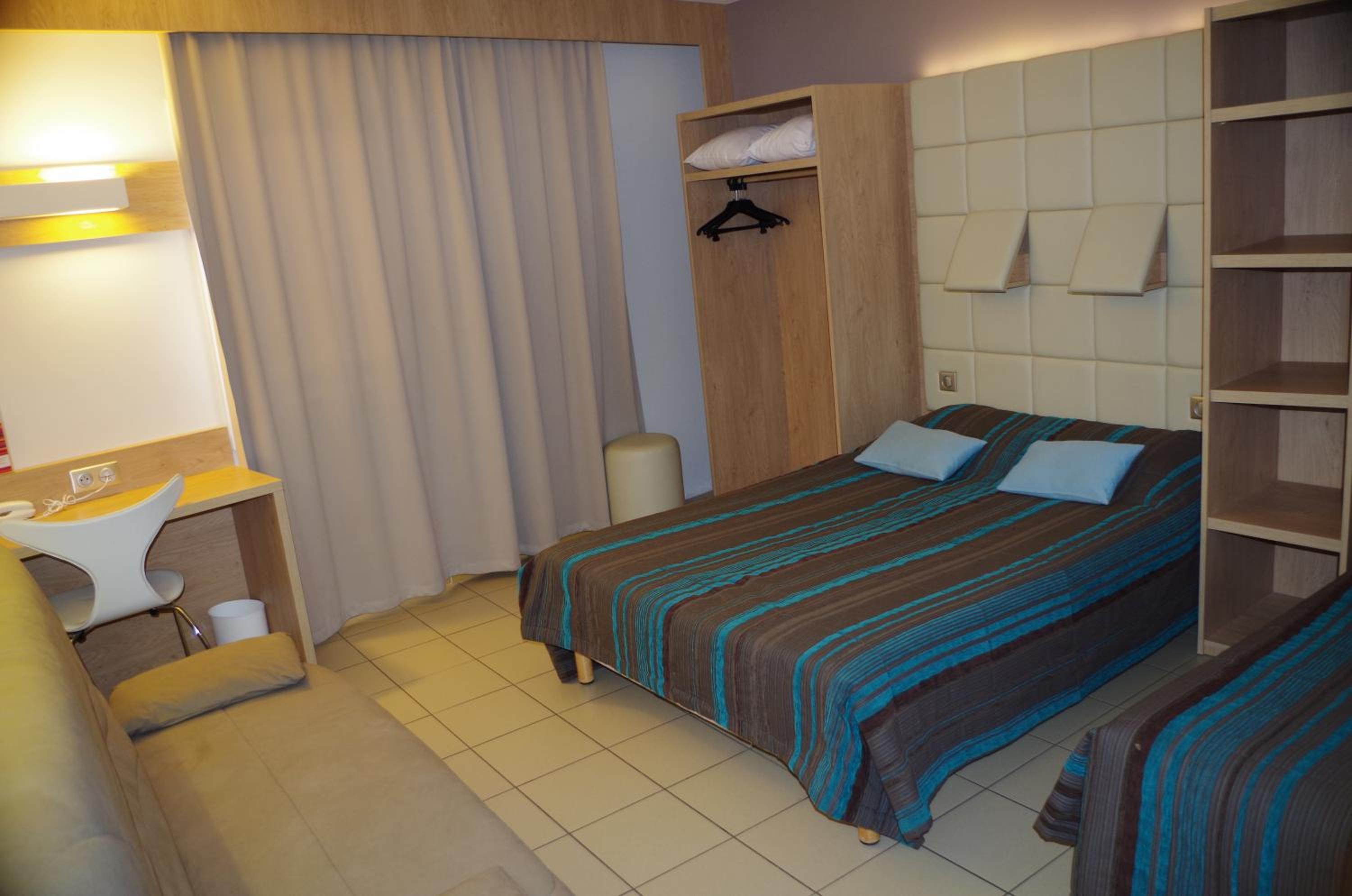 غرفة ديلوكس بسرير كينج، INTERHOTEL ESPACE CITE 4/8
