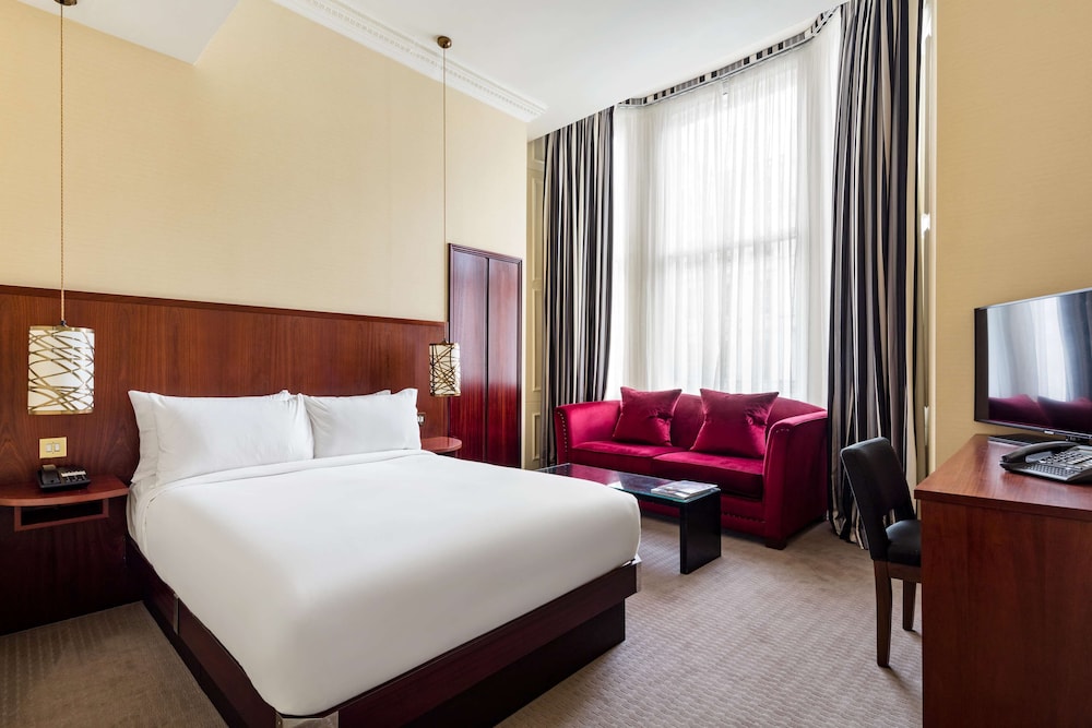 Radisson Blu Hotel London South Kensington 26/76