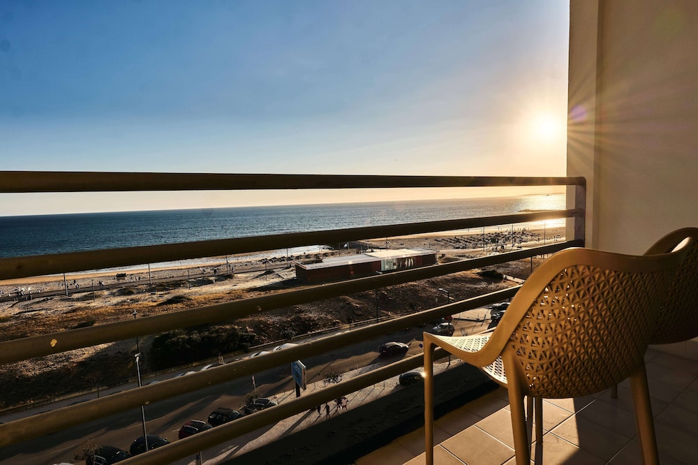 TRYP by Wyndham Lisboa Caparica Mar 46/49