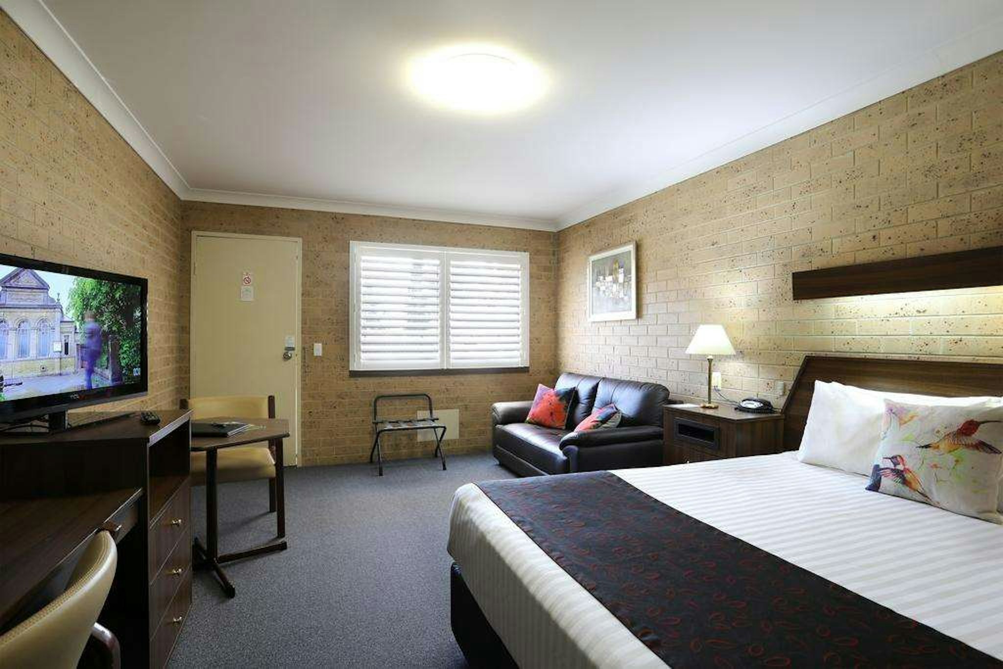 Tamworth Motor Inn 12/47