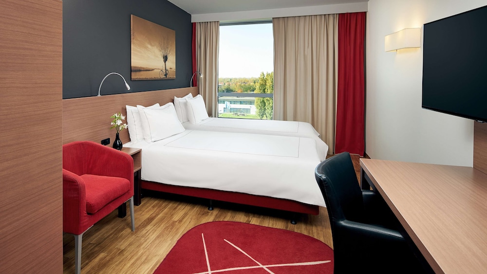 Park Plaza Amsterdam Airport 11/50