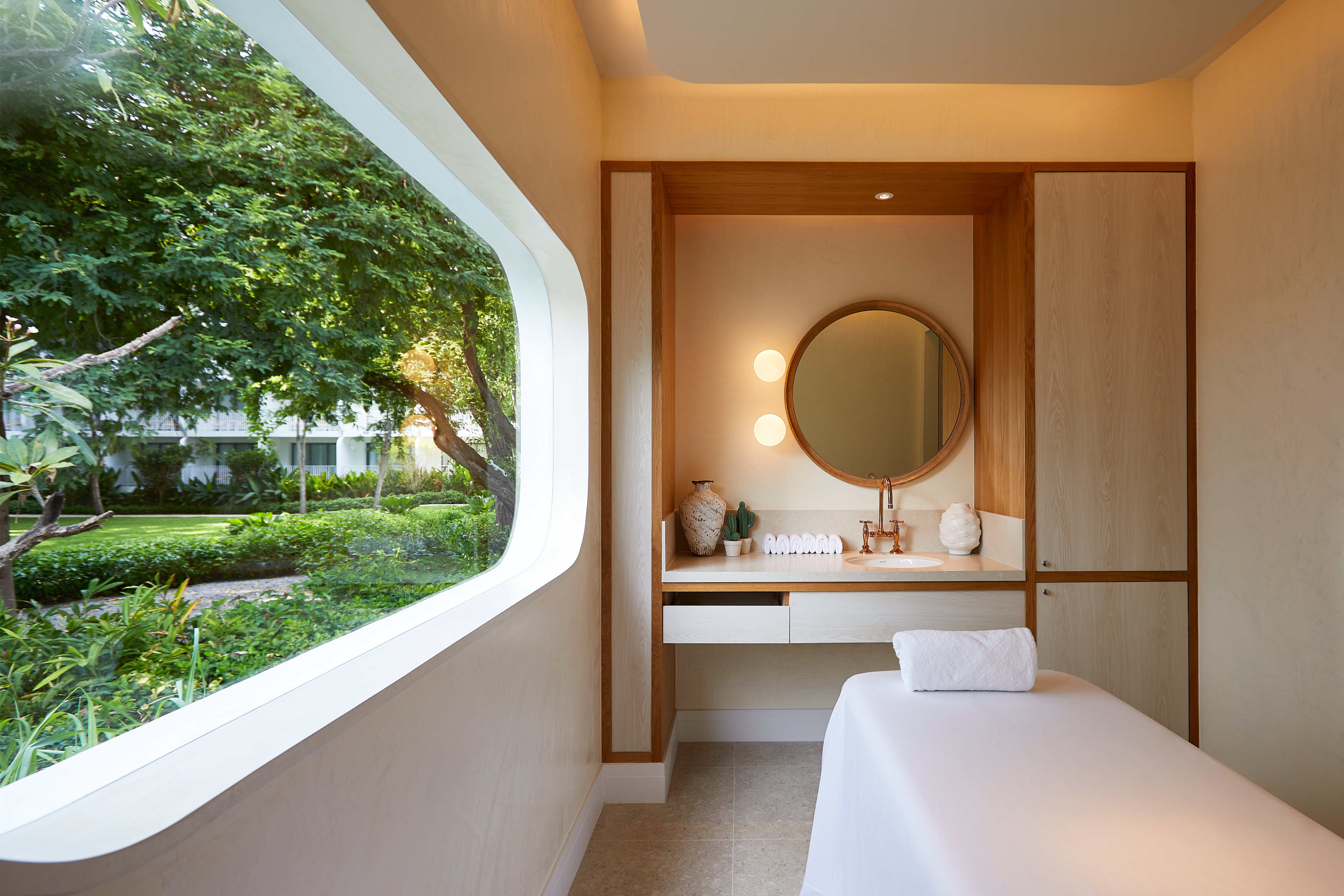 The Standard Hua Hin 82/82