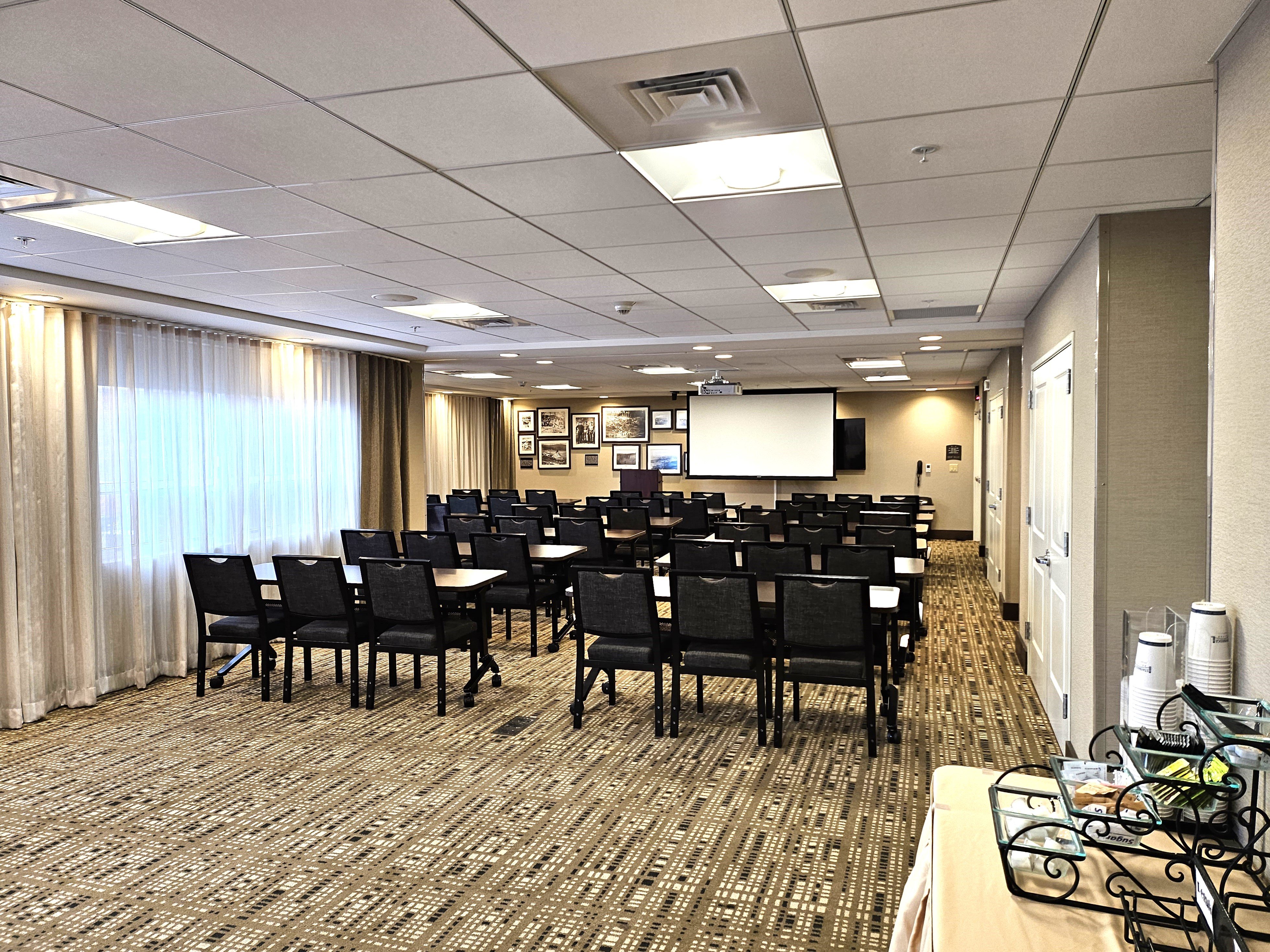 STAYBRIDGE SUITES MARQUETTE 69/82