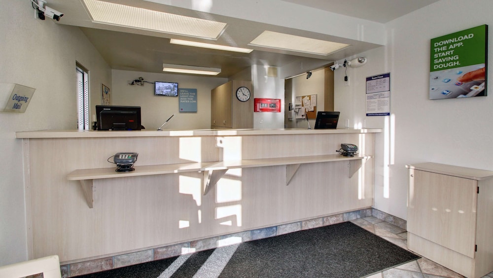 Motel6 Owensboro, KY 8/50