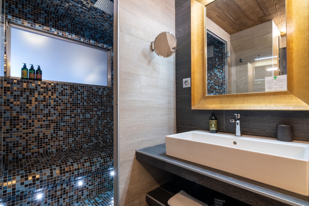 Hotel Des 3 Vallees 50/50