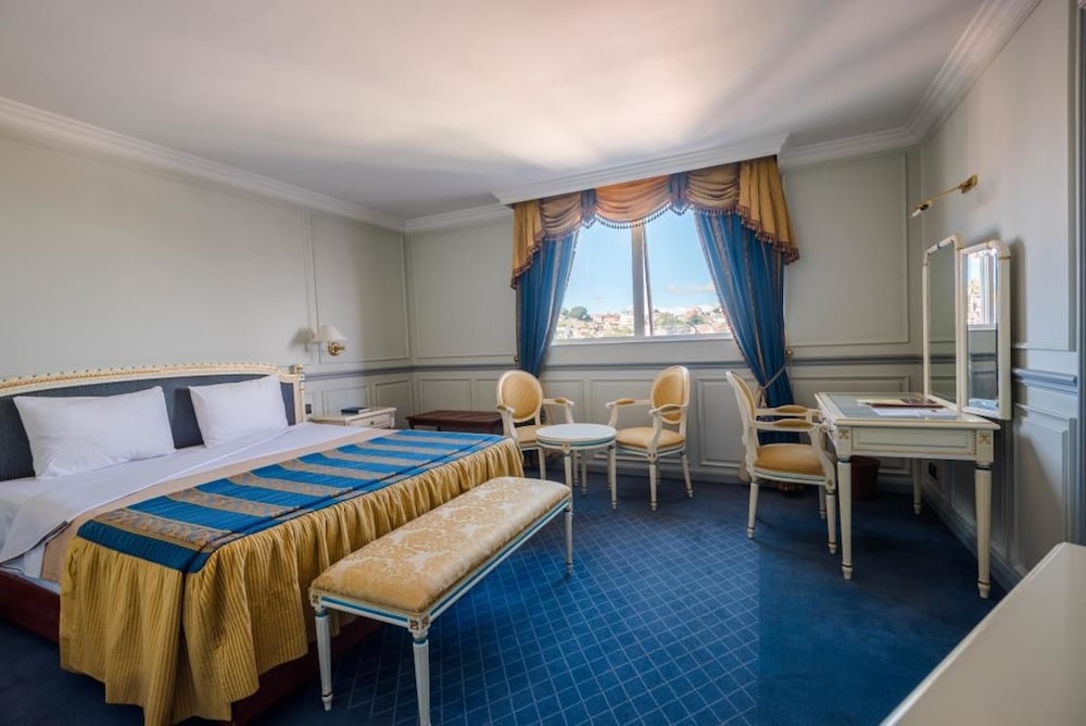 Hotel Colbert Spa Casino 45/75