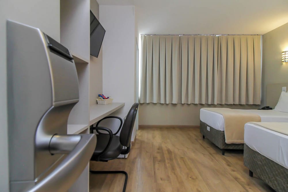Coral Tower Trade Center Hotel 20/49