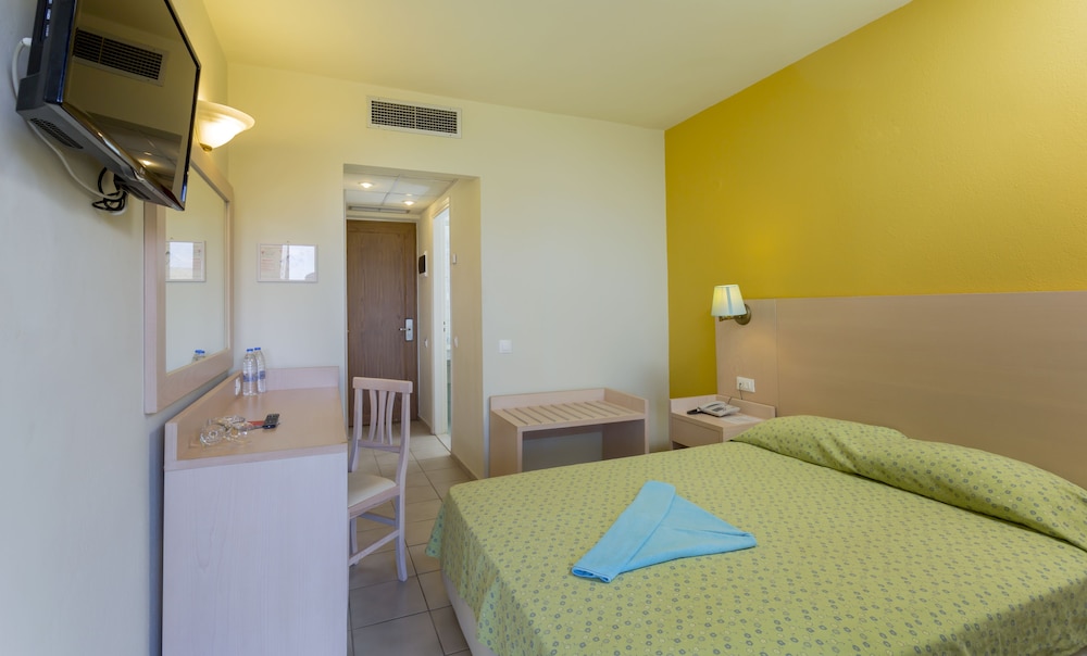 Dessole Malia Beach 6/32