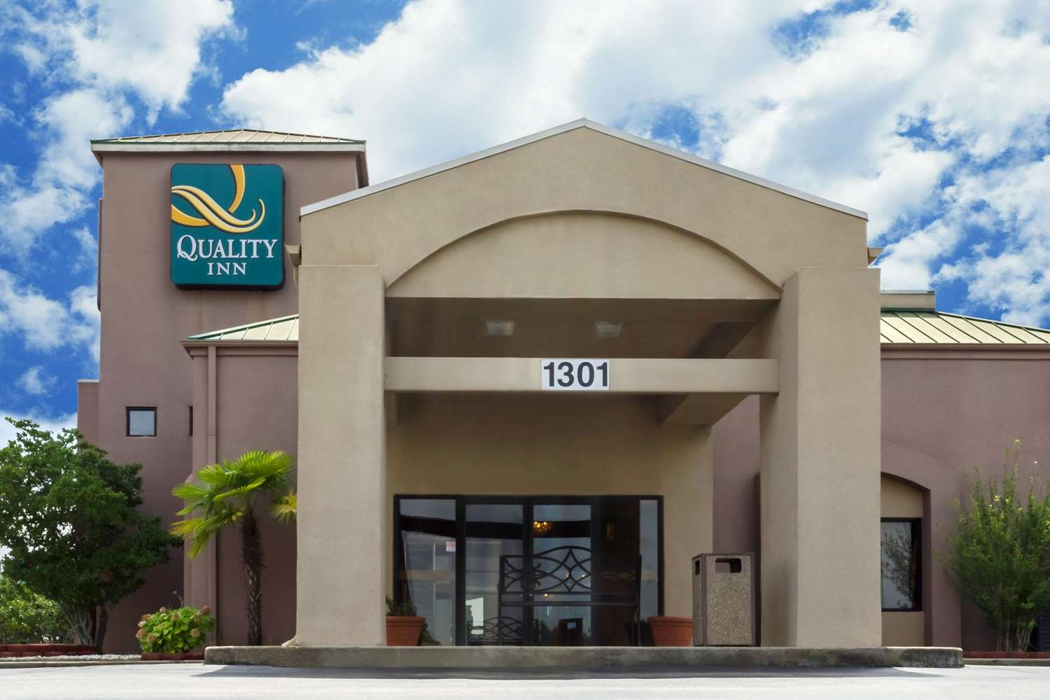 Quality Inn Meridian, MS 1/15